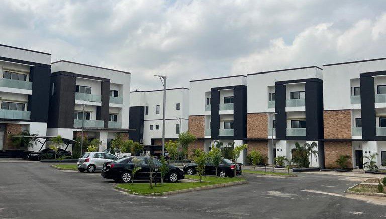 Maitama Mz Diamond estate slide